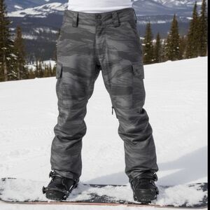 Burton Mens Grey Camo Cargo Snowboard Pants, XS